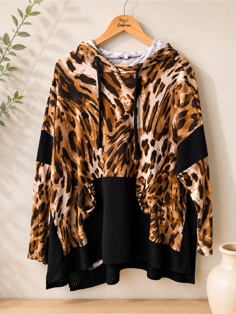 White Birch Leopard Print Color Block Hoodie Size XL